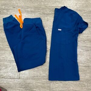 FIGS Scrubs - Deep Reef Blue - Catarina Top w/ Zamora Joggers